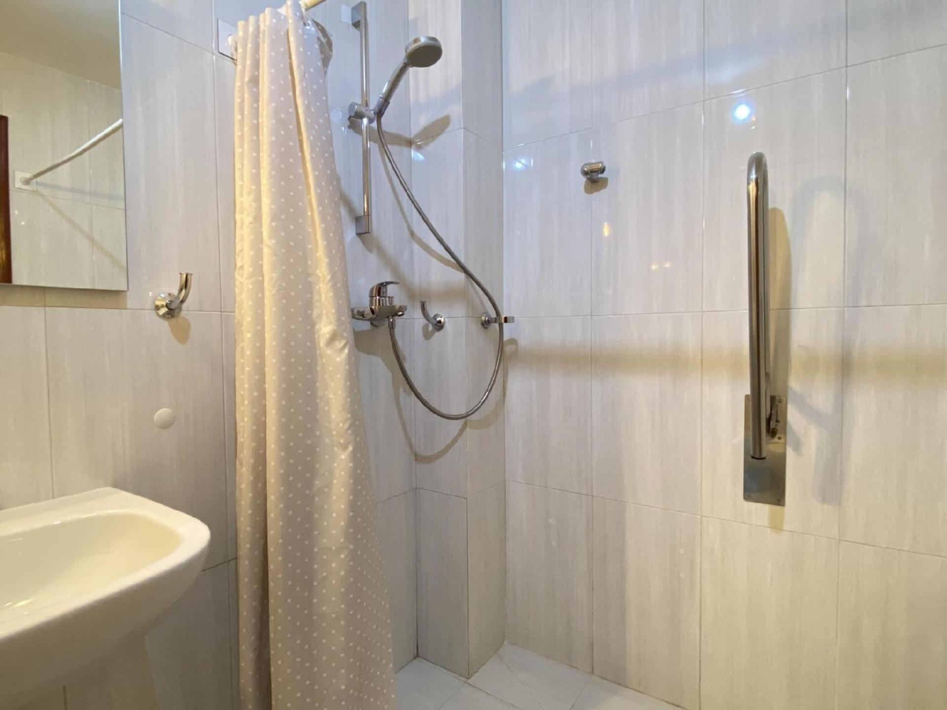 Apartment Fuer 3 Personen Ca 65 Qm In Nerja, Andalusien Costa Del Sol *