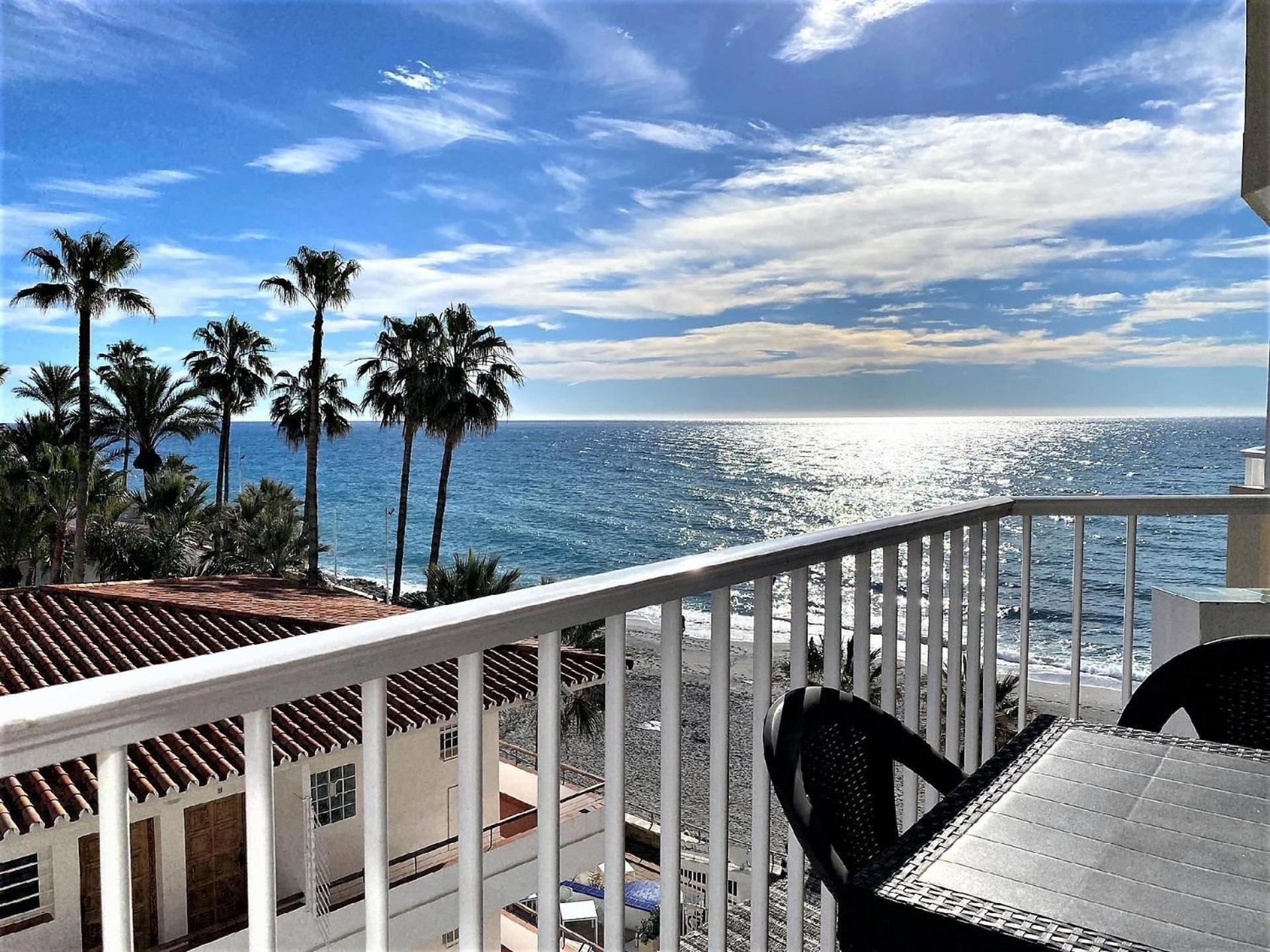 Apartment Fuer 3 Personen Ca 65 Qm In Nerja, Andalusien Costa Del Sol Nerja